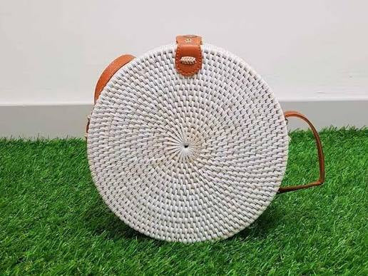 Circle Shape Handwoven  Rattan Bag,Rattan Hand Made Bag Circle Shape Stylish Women, Shoulder Bag for Beach And Daily Parties