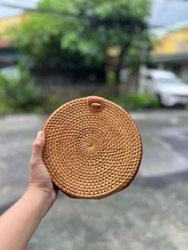 Circle Shape Handwoven  Rattan Bag,Rattan Hand Made Bag Circle Shape Stylish Women, Shoulder Bag for Beach And Daily Parties