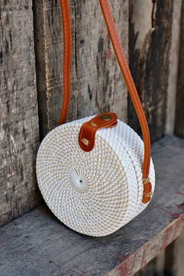 Circle Shape Handwoven  Rattan Bag,Rattan Hand Made Bag Circle Shape Stylish Women, Shoulder Bag for Beach And Daily Parties