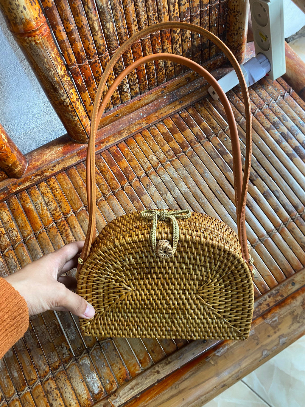 Half Circle Shape Handwoven  Rattan Bag,Rattan Hand Made Bag Circle Shape Stylish Women, Shoulder Bag for Beach And Daily Parties