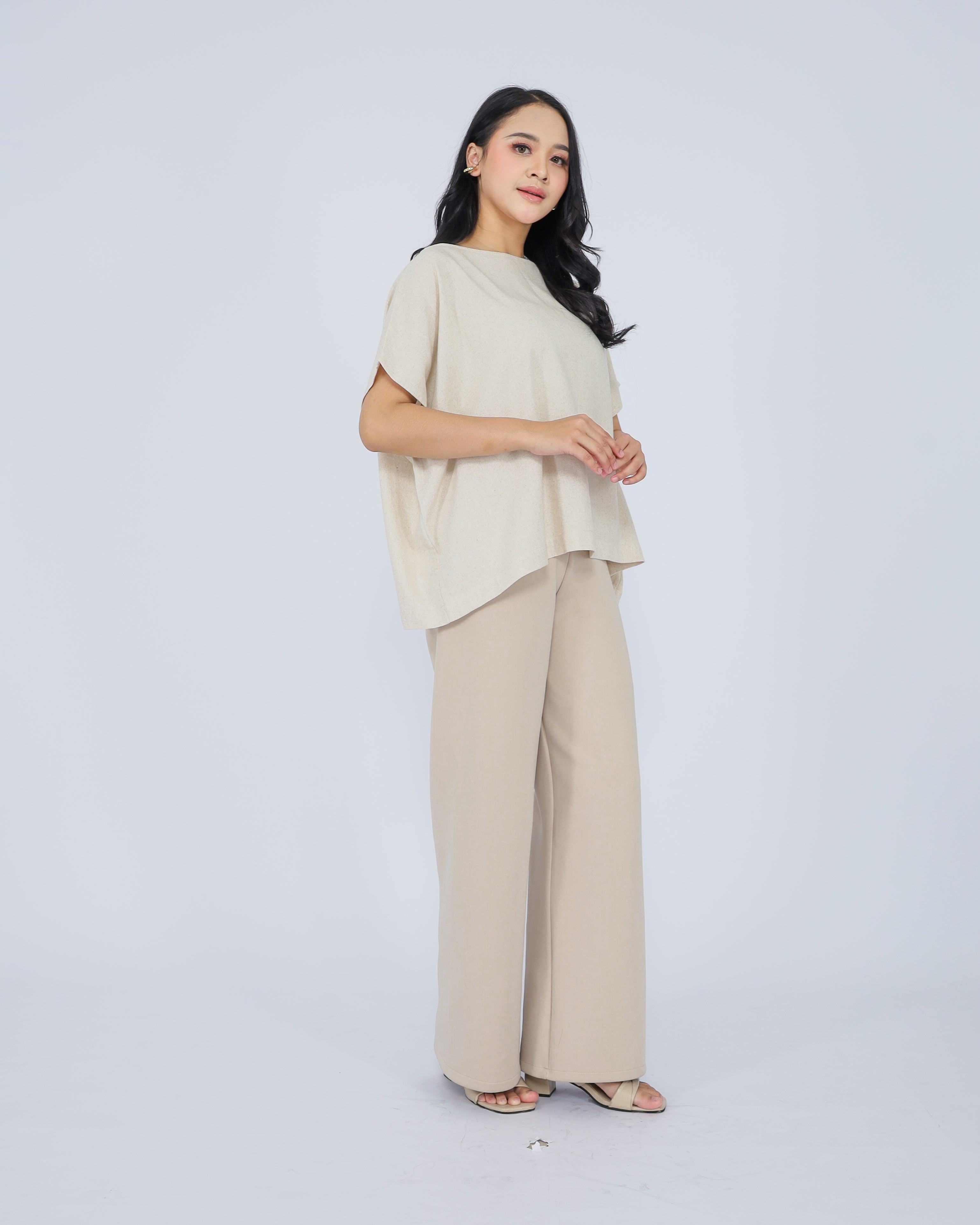 Beata Linen Blend Top