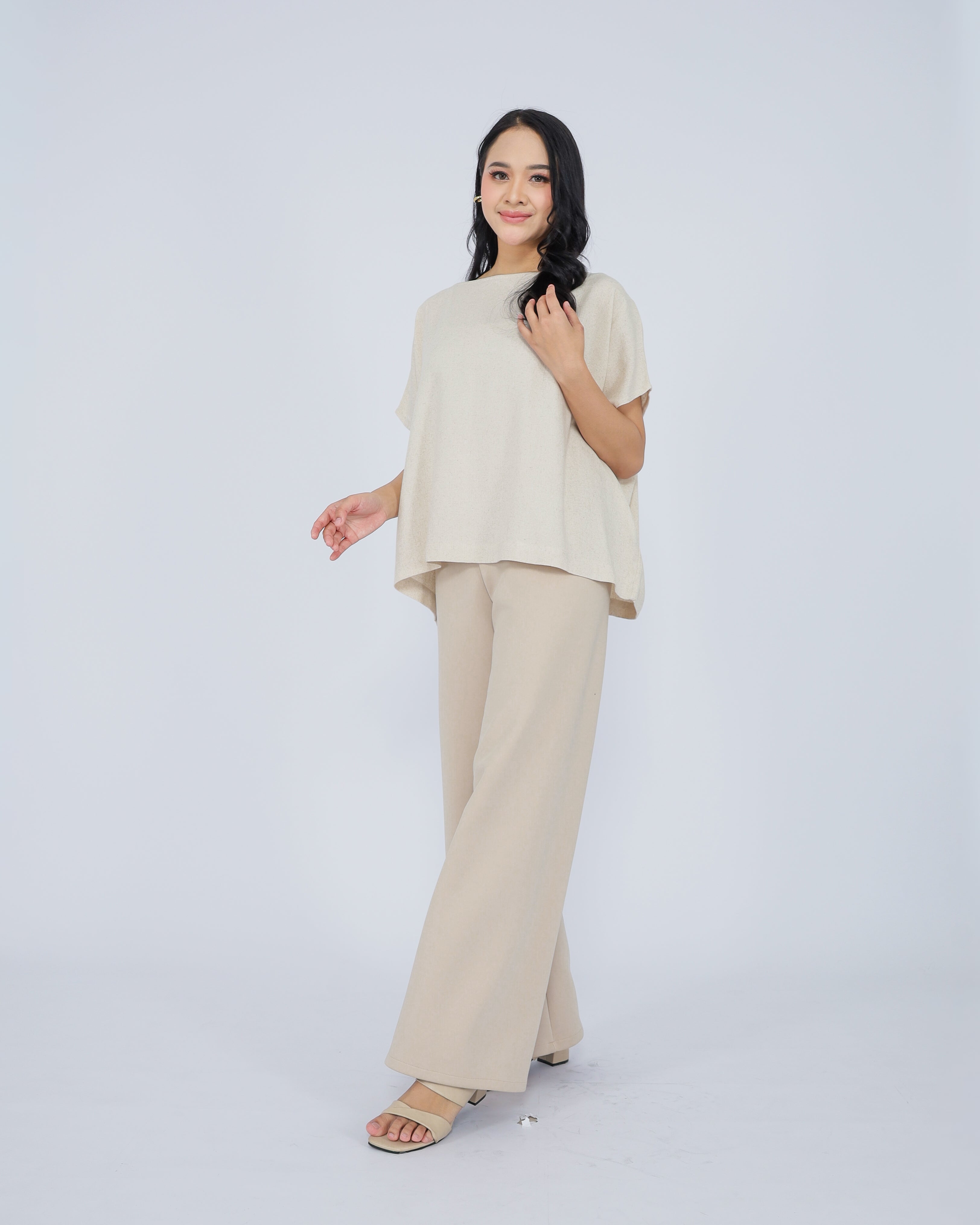 Beata Linen Blend Top