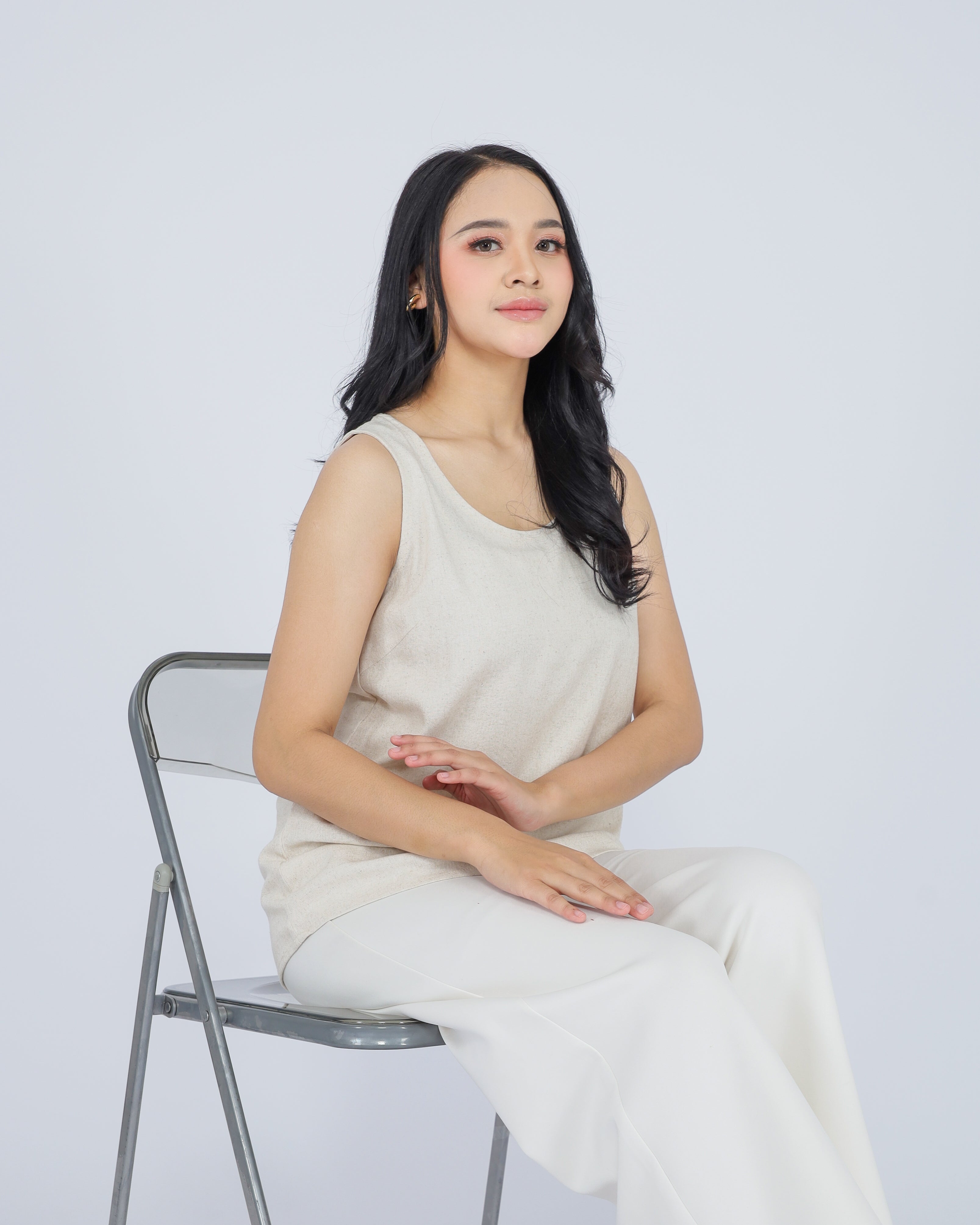 Amori Linen Blend Top