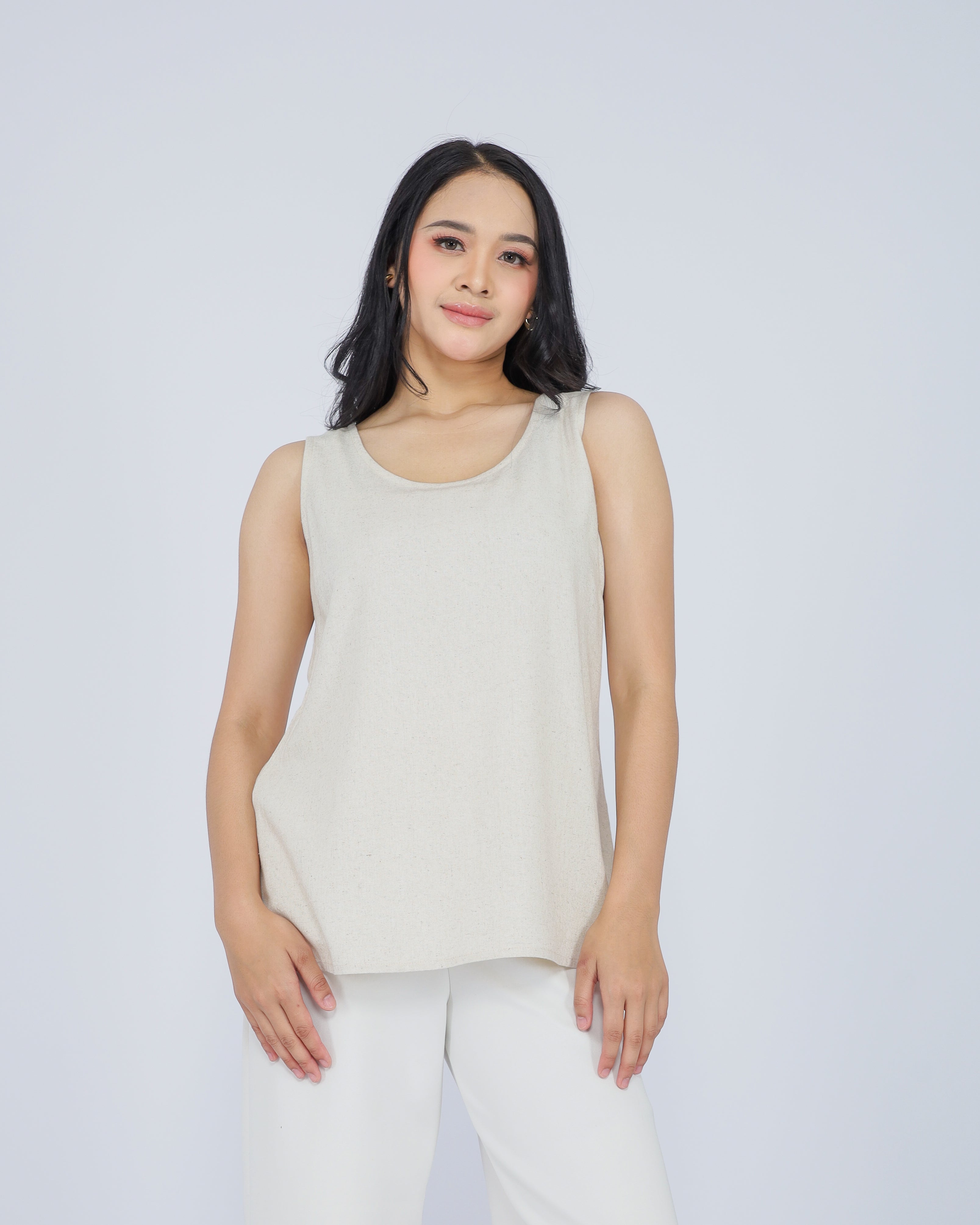 Amori Linen Blend Top