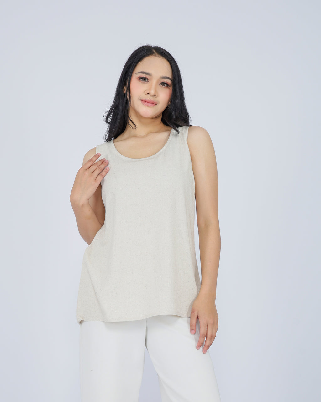 Amori Linen Blend Top