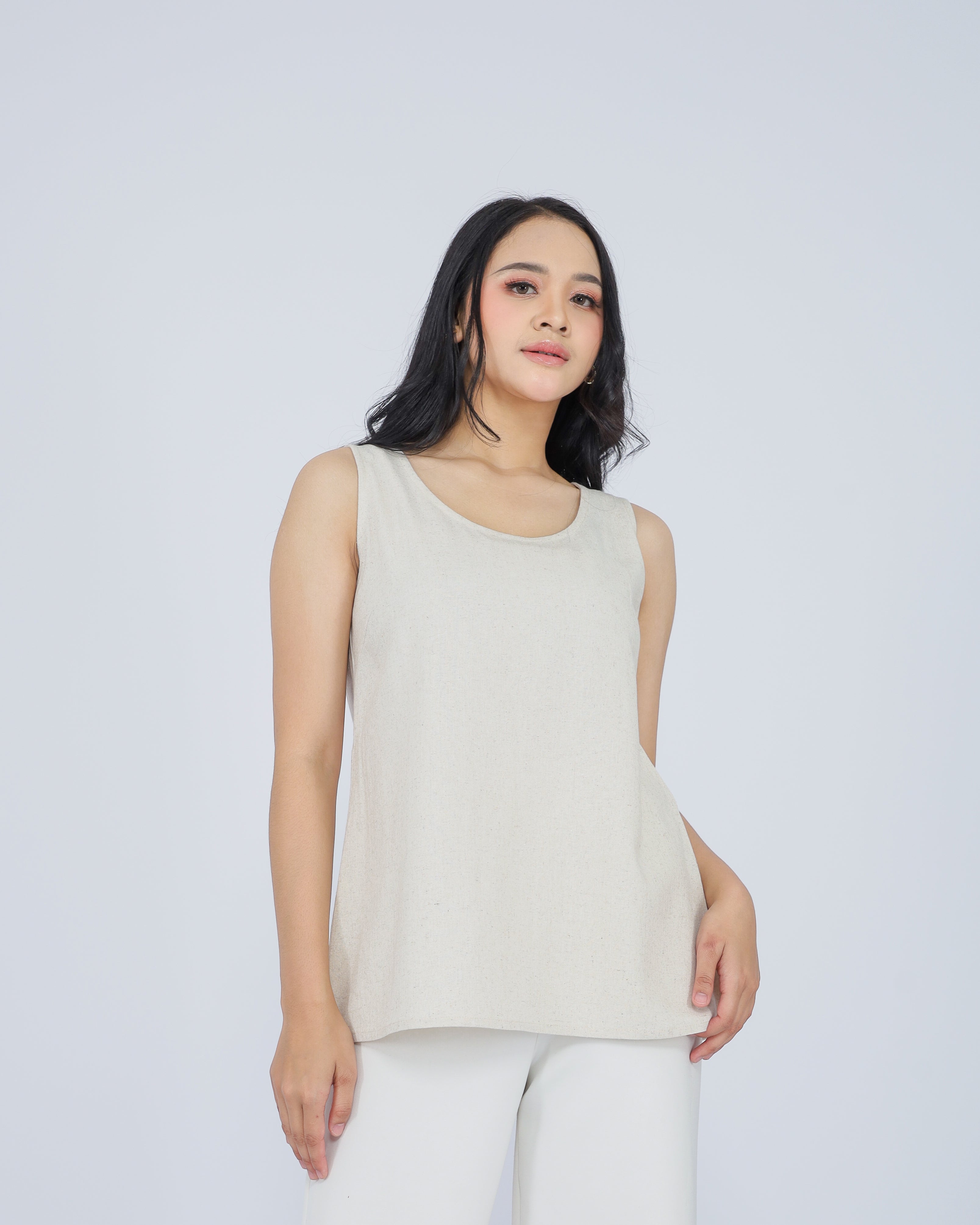 Amori Linen Blend Top