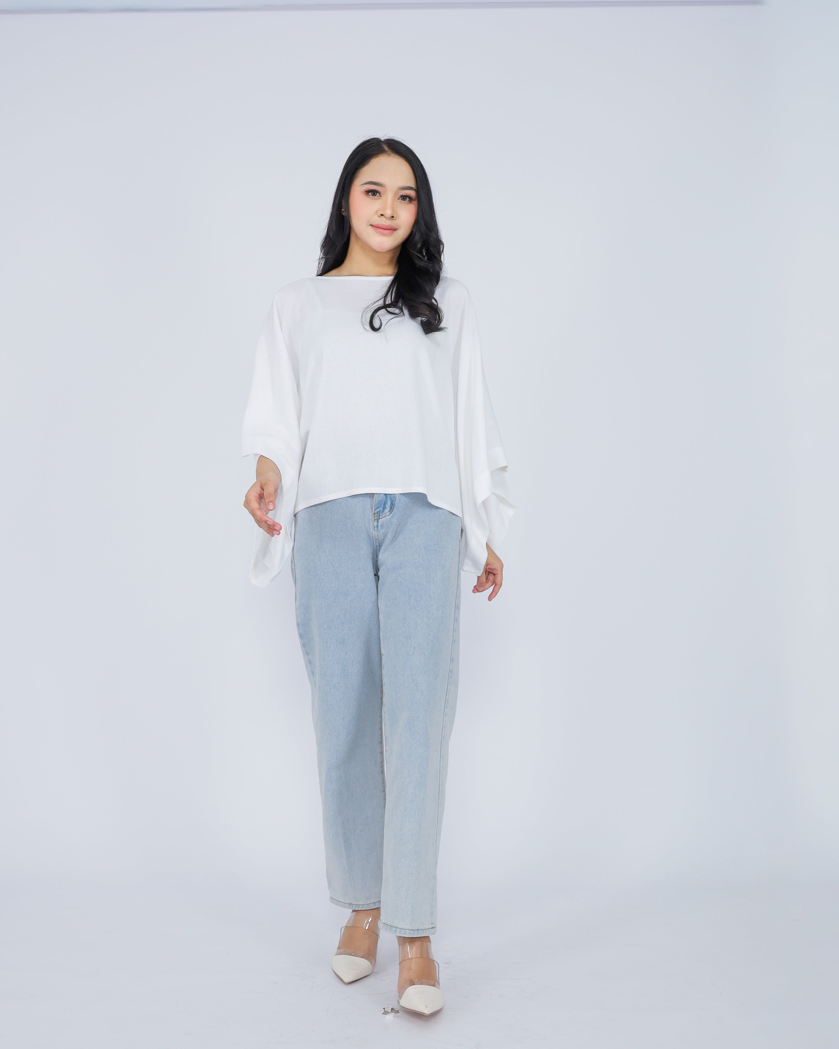 Alexa Linen Blend Top