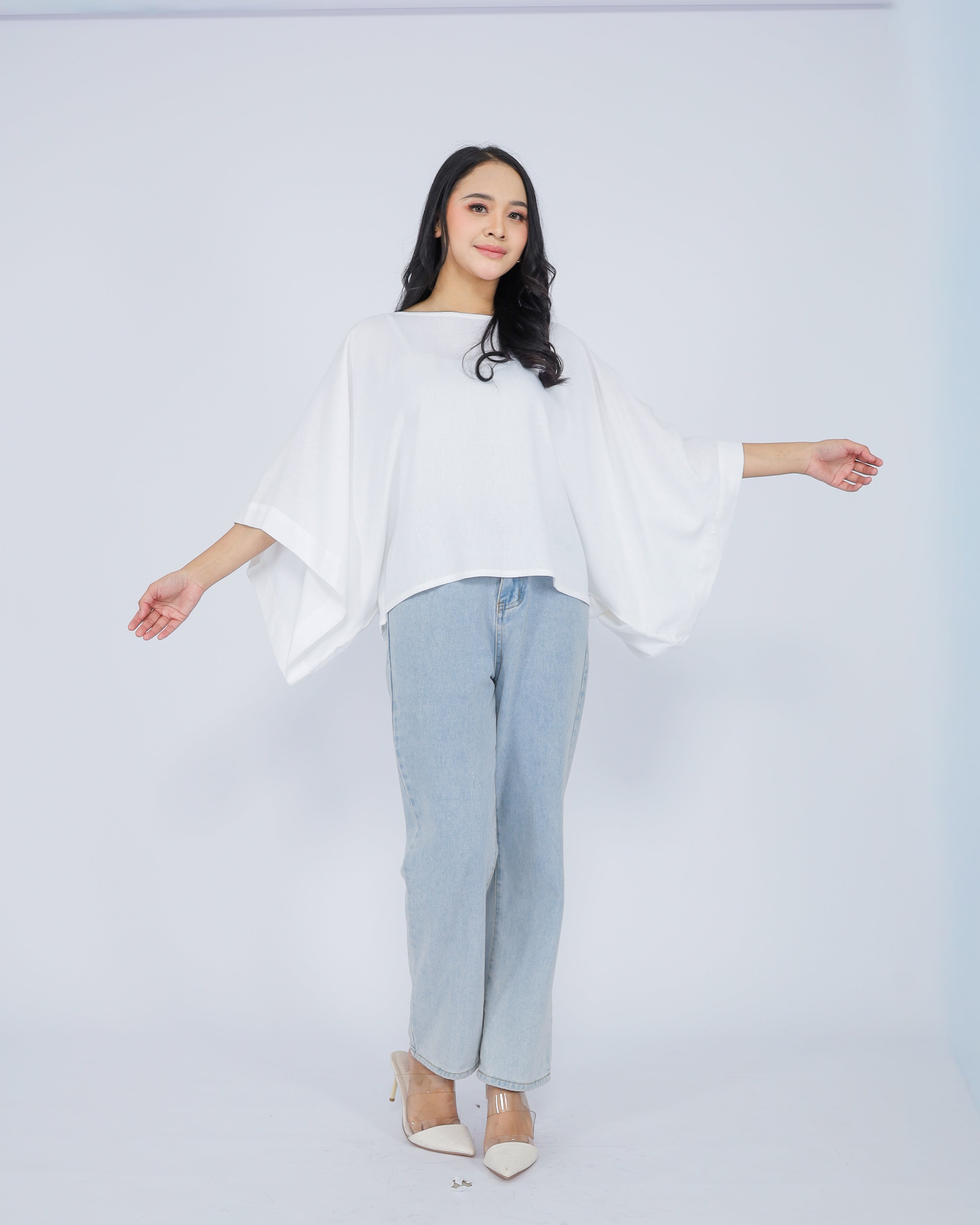 Alexa Linen Blend Top