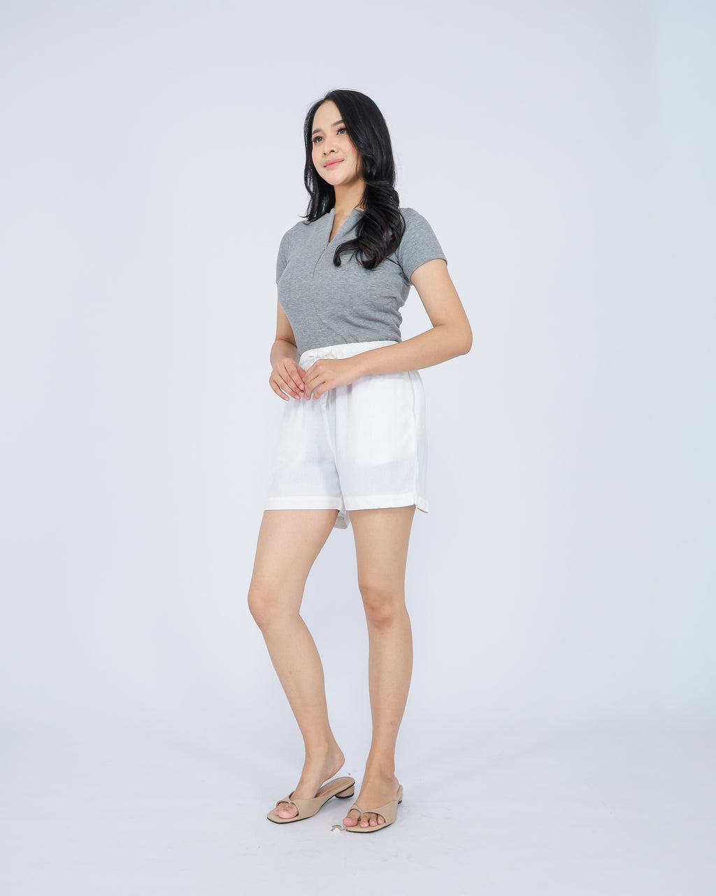 Chloe Linen Blend Women's Shorts