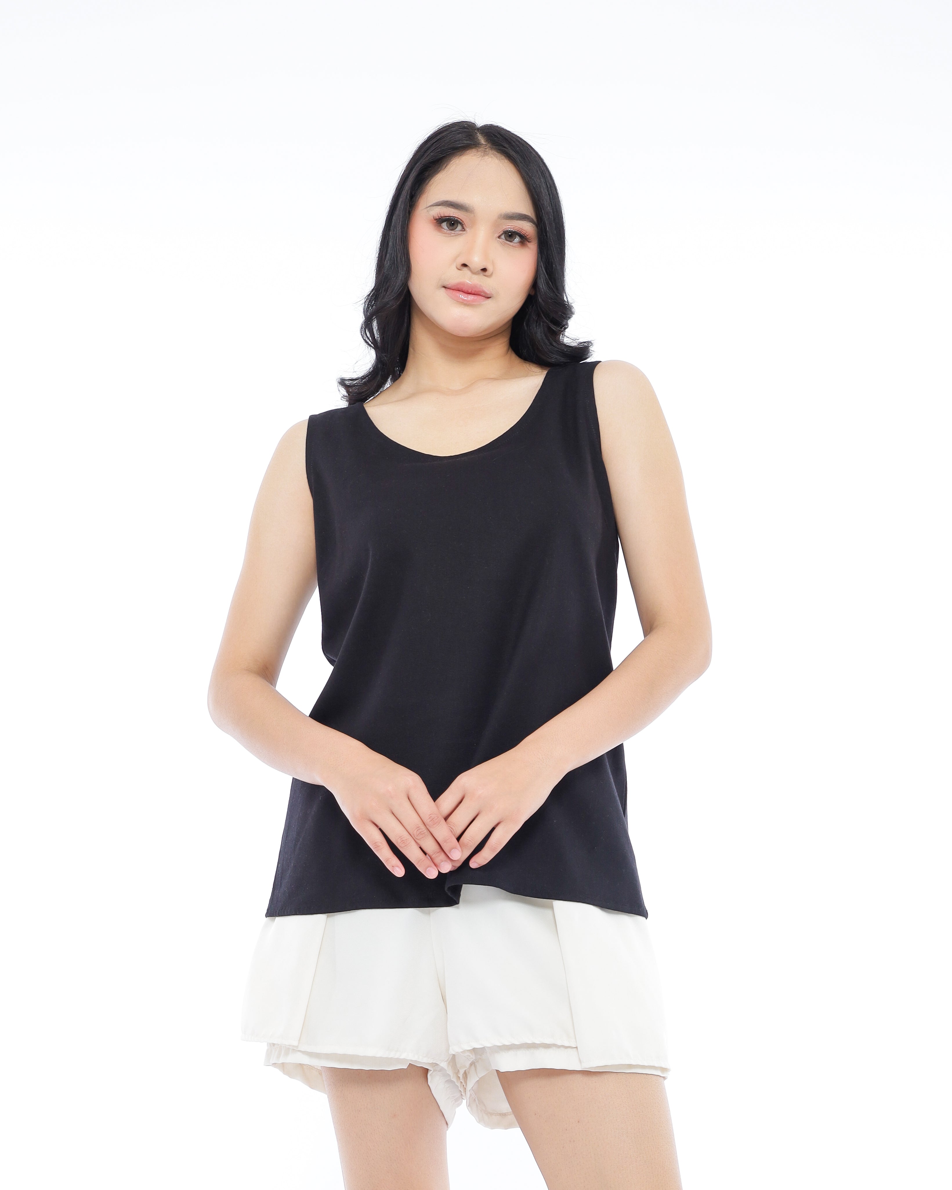 Amori Linen Blend Top