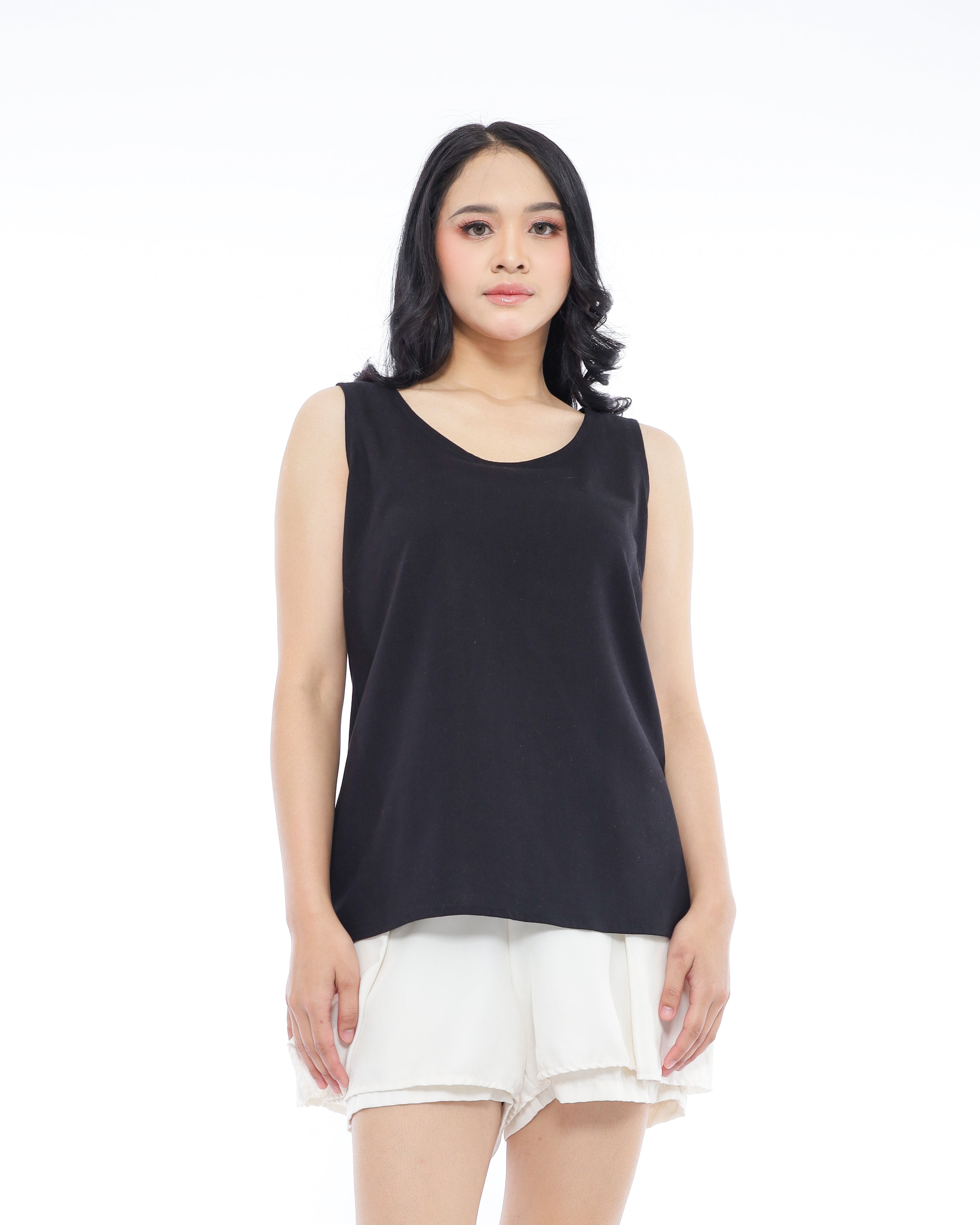 Amori Linen Blend Top