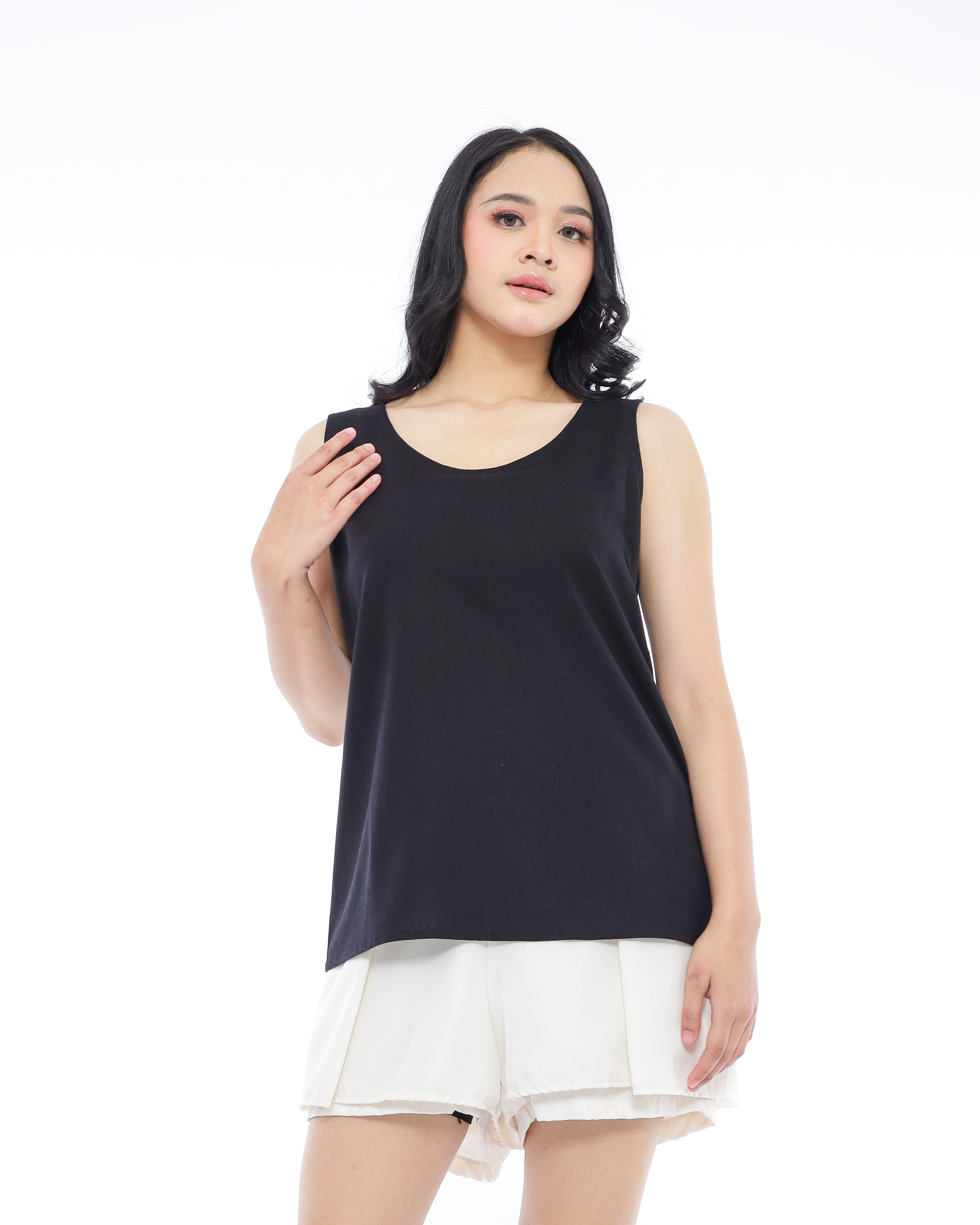 Amori Linen Blend Top